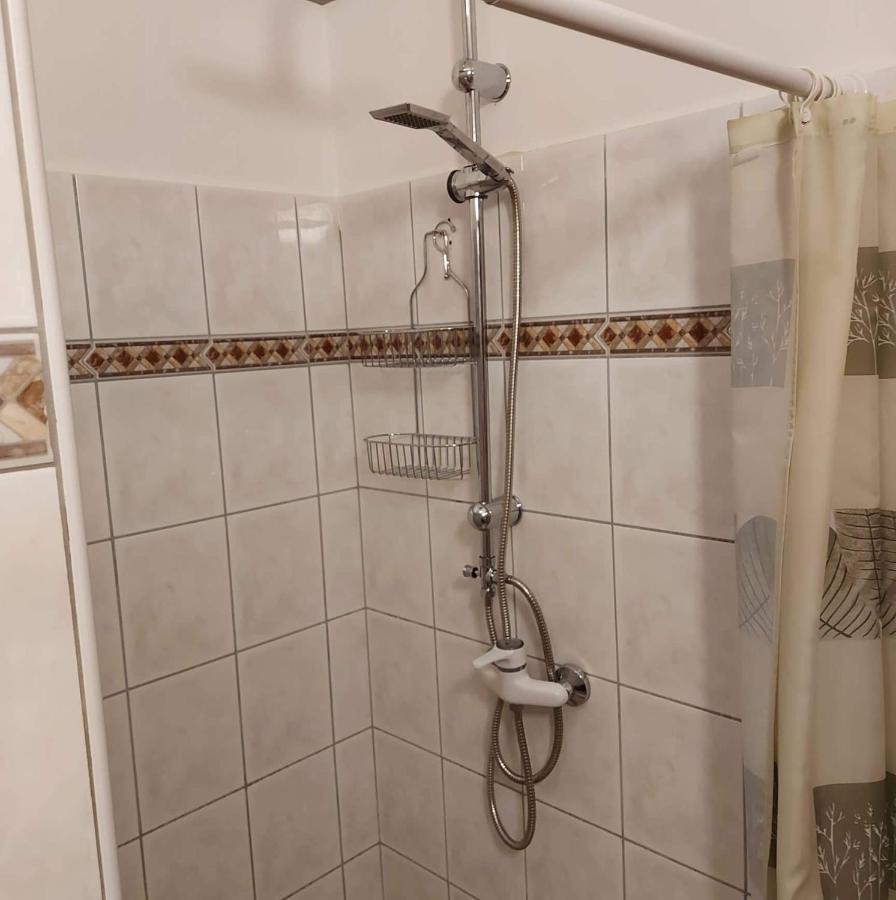 Rege apartman 2 Alsoors Bagian luar foto