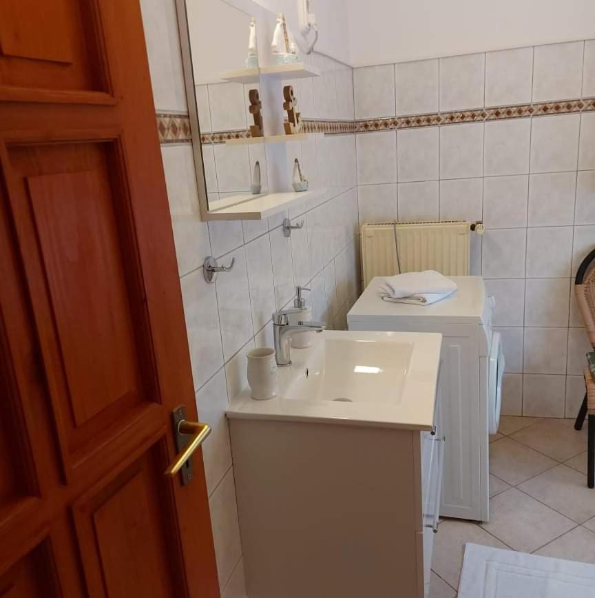 Rege apartman 2 Alsoors Bagian luar foto