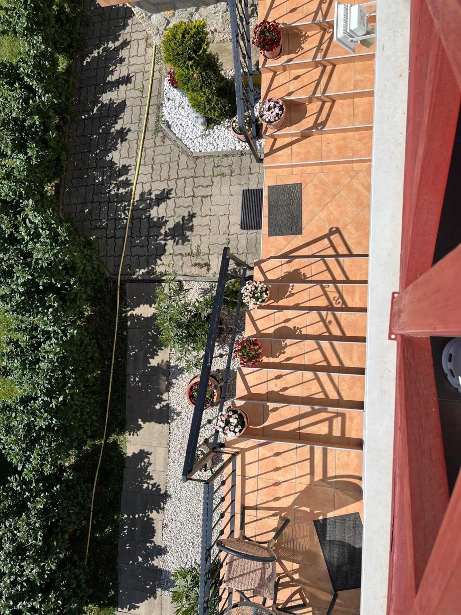 Rege apartman 2 Alsoors Bagian luar foto
